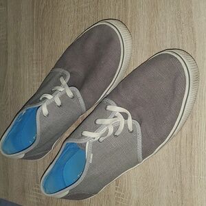 Tom's  mens shoe. 14